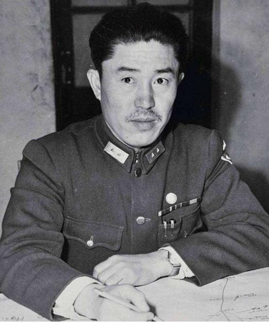 83年前妻陈碧莲想要复合，郑洞国婉拒：我的工资，还不够她花10天