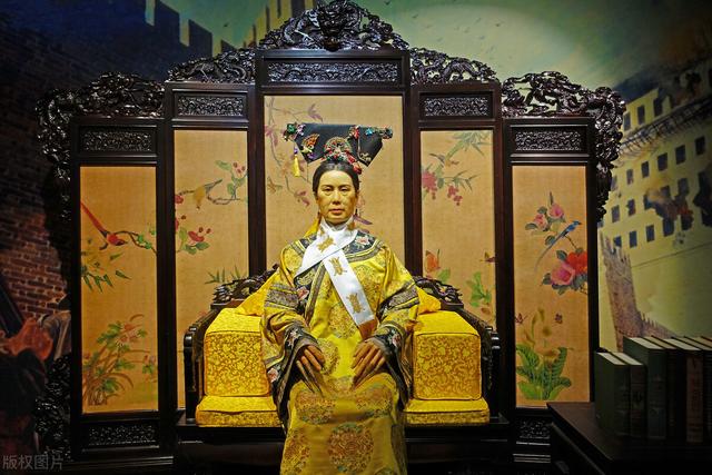 清朝四次宣战诏书，以大声说“不”始，却以屈辱称“是”结束