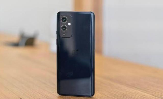 等到了，12GB+256GB售价跳水1500，这才是真香影像旗舰