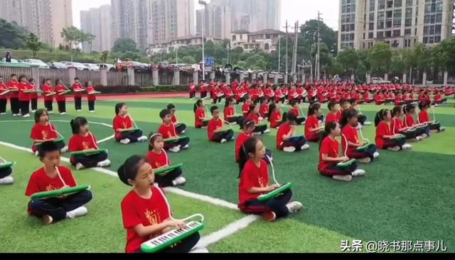 幼儿街舞表演报幕词(幼儿园街舞报幕词怎么写)