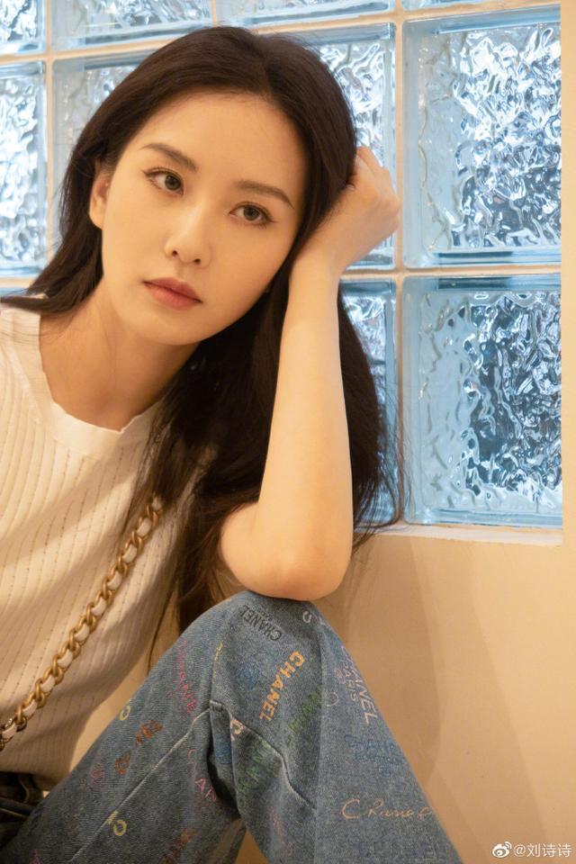 ƬӾװŮ(һɽʫʫʱ5ݹװҲǸ˵Ⱥ)