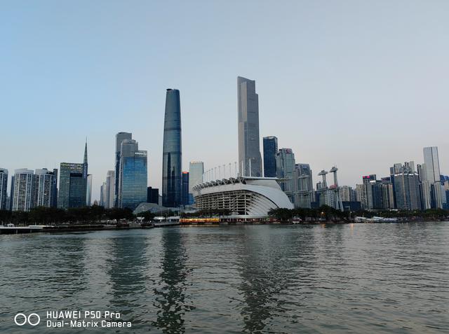 国产打不过苹果？华为OPPO挑战影像，这画质iPhone 13 Pro做不到