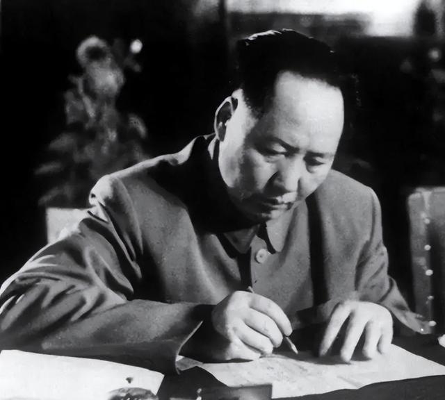 57年一小女孩写信给毛泽东，主席收到信后吩咐：把她母亲接来北京