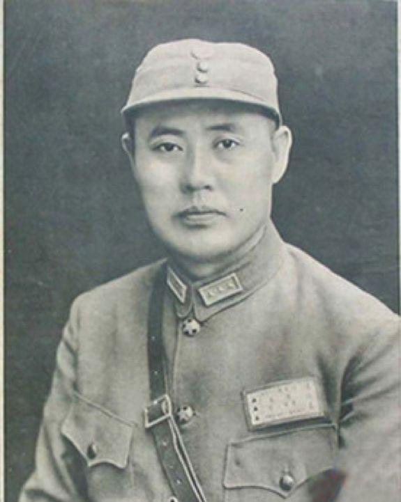 陈长捷狱中痛斥傅作义不知羞耻，特赦后再相见，一席话后尽弃前嫌