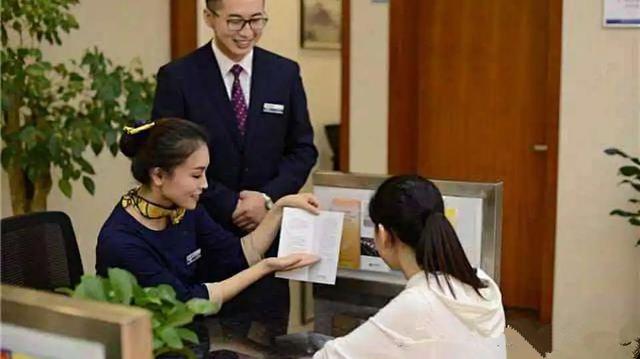 广西工行内鬼炸雷，警醒无数人：所谓银行有人，2.5亿血本无归