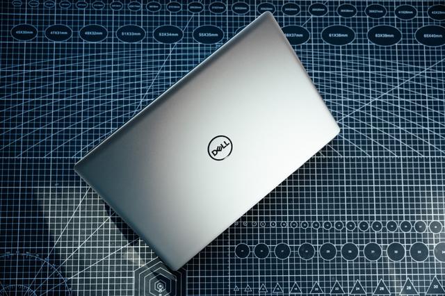 戴尔Precision  7560移动工作站评测：配置登封造极，噪音静若处子