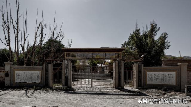 西部自駕三十三天（十四）——戈壁灘石油小鎮，見證石油行業曆史