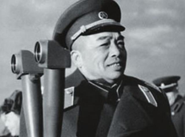 1977年叶剑英给回京的洪学智安排工作，邓小平得知后：他另有大用