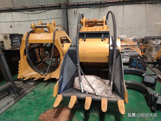 关于挖机带斗液压破碎机的信息