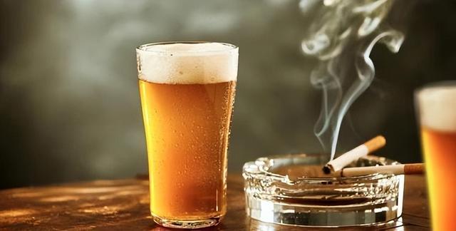 人如果一辈子不吸烟、不喝酒，会不会活得更久一点？看完涨知识了