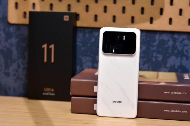 快2022年还出翻盖手机？制造业强如日本，为什么其手机却无人问津