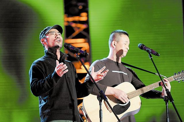 旭日阳刚的“狼狈”：当时代抛弃王旭的时候，连一声招呼都没有打