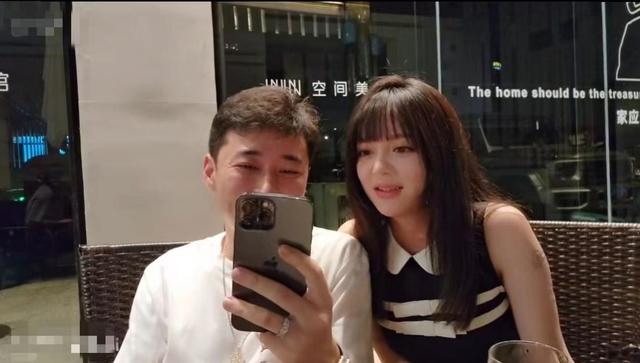 主播一套一套的唠嗑词搞笑，主播一套一套的唠嗑词搞笑视频