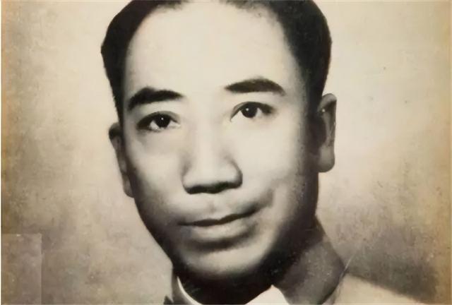 1949年，一个不识字的老汉买报纸，导致戴笠的儿子在浙江暴露