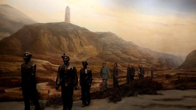 陈慕华：国军少将之女，成为中国第二位女副总理，却也有遗憾