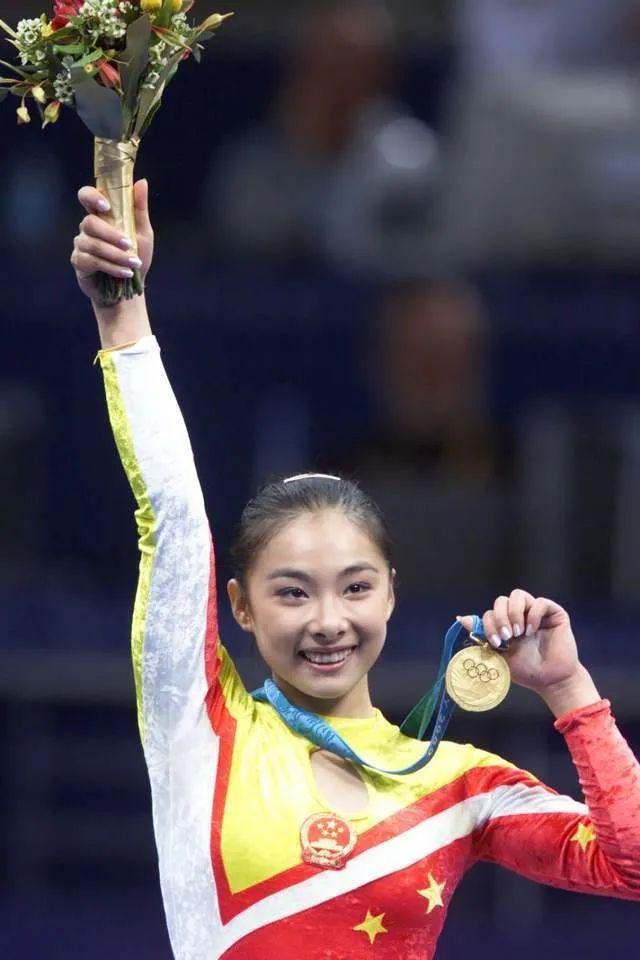 曾经是花样游泳运动员的女明星曾经是国家花样游泳队的女明星