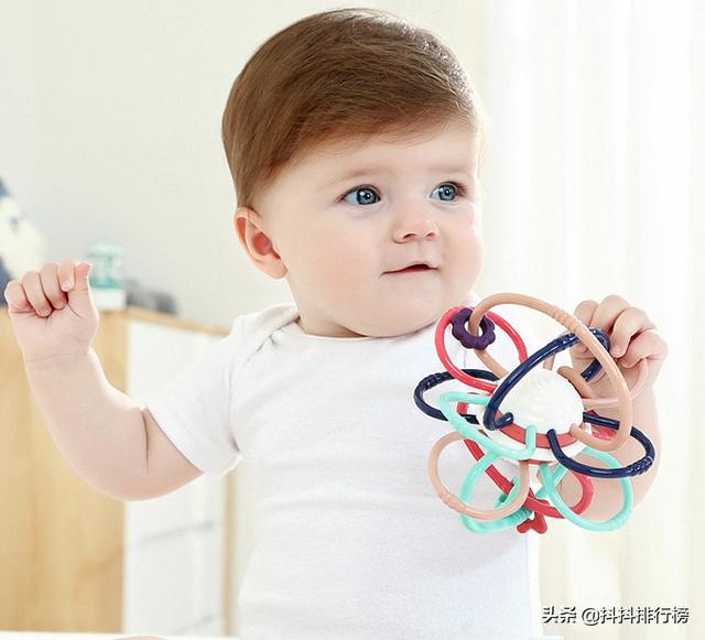 婴儿牙胶推荐：婴儿牙胶哪个牌子好？婴儿牙胶有必要买吗？