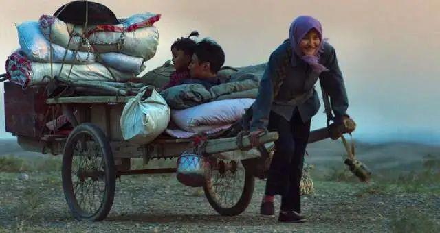 ���µĹ�װ���Ӿ�2020����(2021��������10�������磺��׸��������8����1������Ϊ��������)