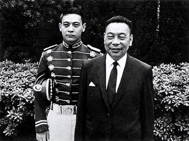 中央决定修缮蒋氏故居，蒋经国知道后，做出了什么决定？