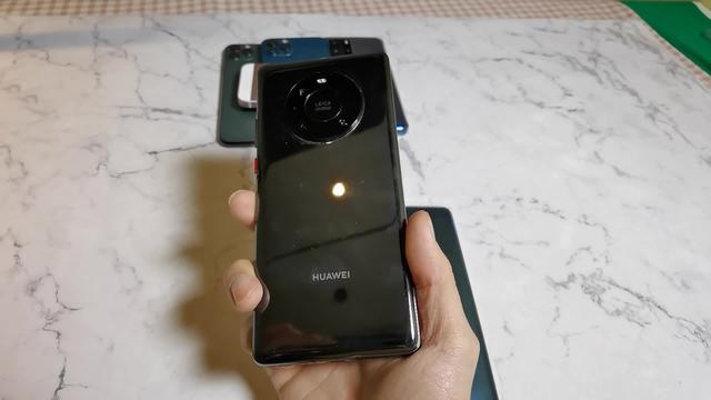 5000毫安鸿蒙新机再曝光，首发鸿蒙OS3，100W+7英寸