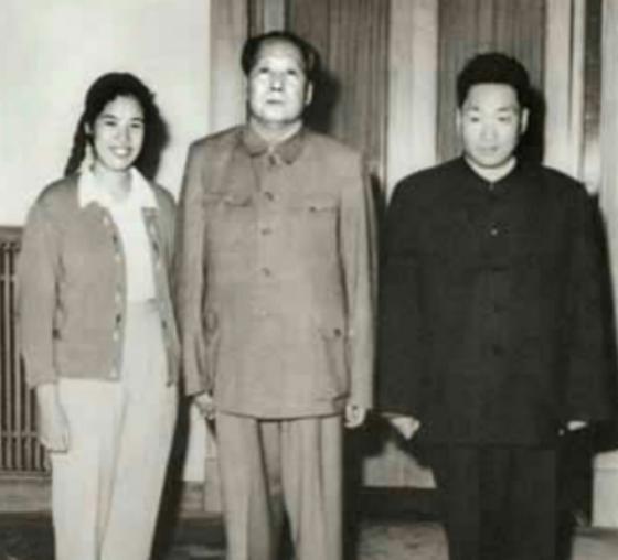 57年田云玉收到母亲病重电报，回家发现有假，毛主席：你还太年轻