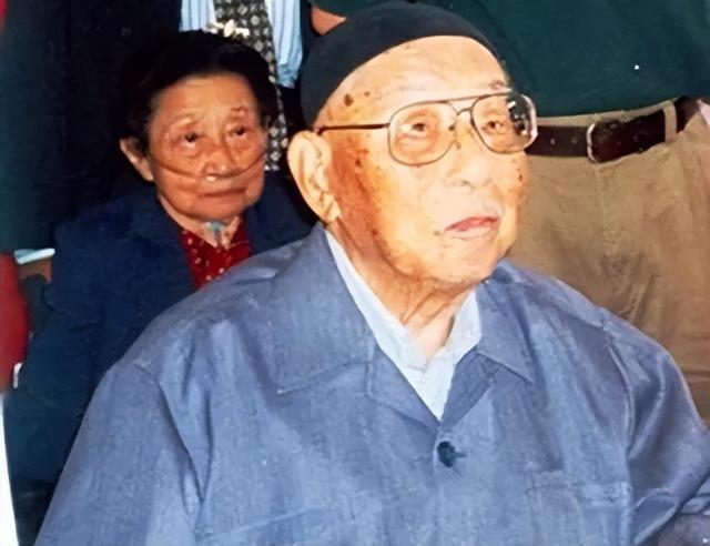 1991年邓小平得知张学良欲回大陆，马上电告杨尚昆：抓紧去开个会