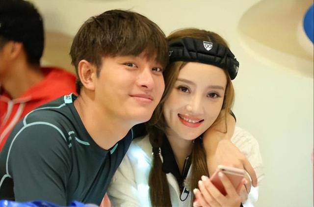 有种“整容”叫贾乃亮离婚，前妻李小璐变化不大，他却像变了个人