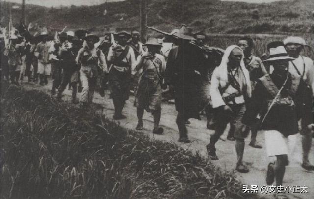 1955年授衔结束，台下还站着一人，周总理问他原因：没念到我名字