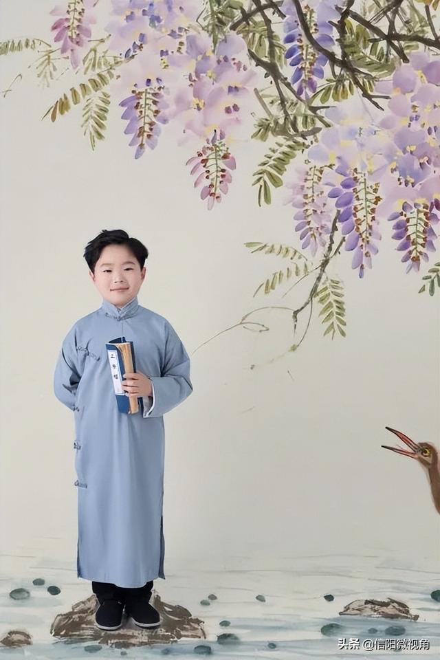 信阳市羊山外国语小学东校区：春光正好，听书香与少年的故事