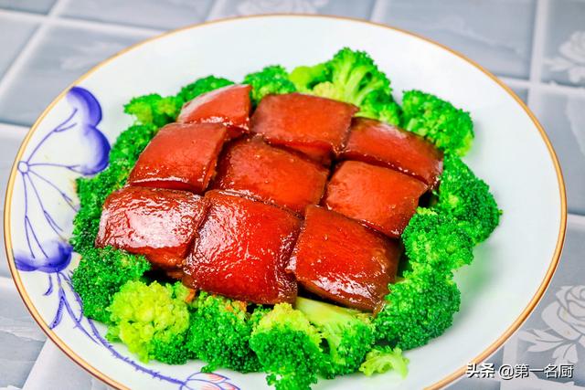 正月十五元宵节，家宴菜单新鲜出炉，8菜1汤备好，照着做省事省心