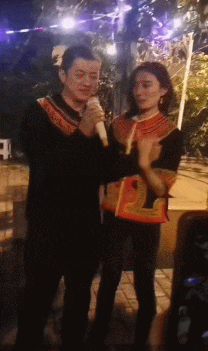 51岁李亚鹏再当爸！王菲“满脸的嫌弃”成全了老李“双重的幸福”