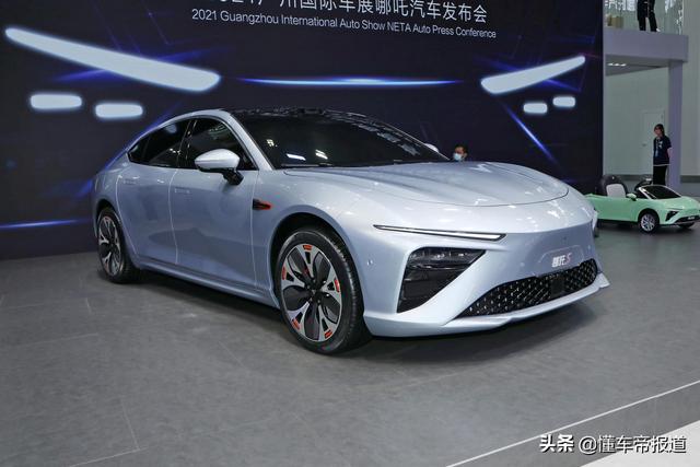 观察｜价格大猜想1：机甲龙之后，沙龙下一款车要卖到50万元？