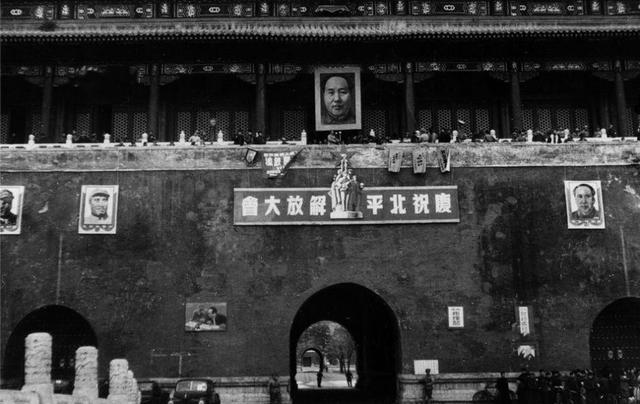 天安门毛主席画像是否永远保留？早在1980年，邓小平便给出了答案