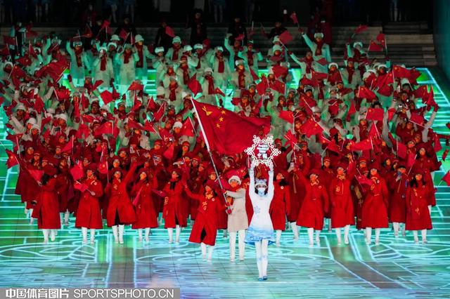 心系祖国奋进逐梦 志存高远不负使命——习近平总书记的回信让中国冰雪健儿备受鼓舞