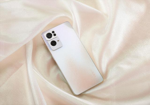 从OPPO手机再用到vivo，机主憋了一肚子话想吐槽，体验差距很明显