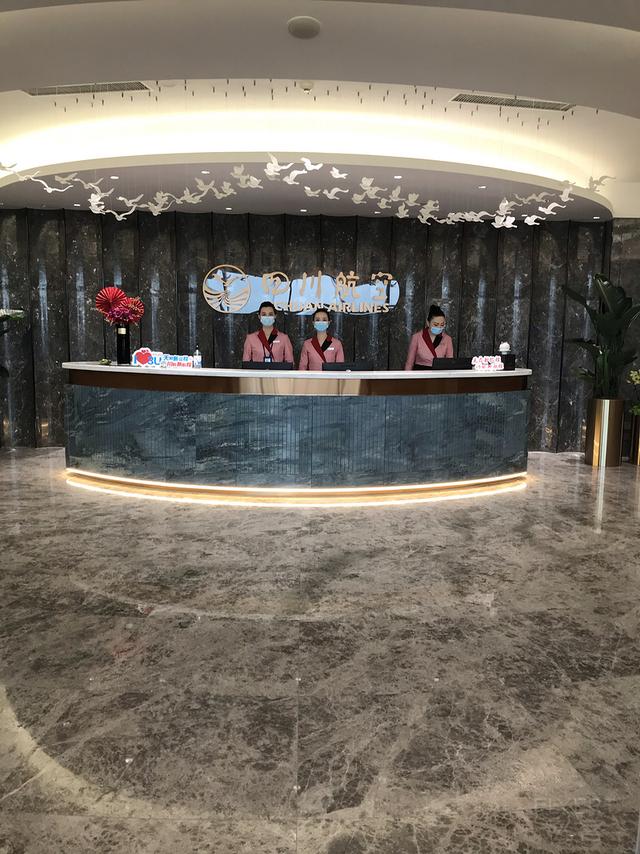 驚喜滿滿！王牌A359墨鏡俠執飛首航，川航還給乘客准備了大禮包