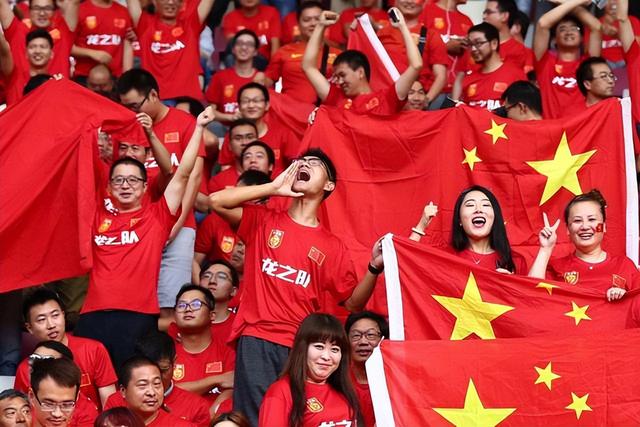 亚洲杯取消举办权2天后，国脚张玉宁发文太伤心，国足失主场优势