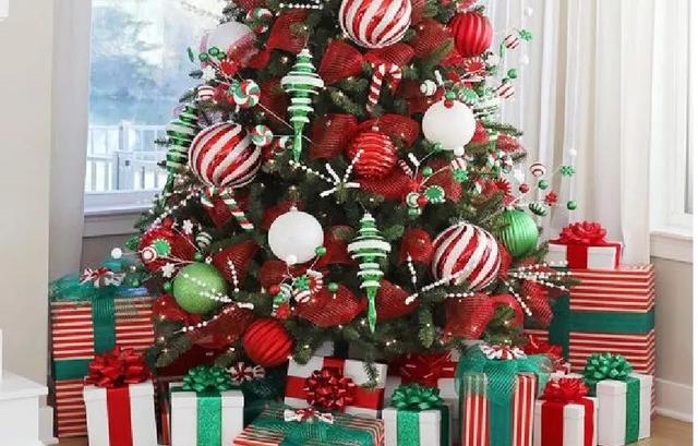 圣诞主题绘画课手工课圣诞树下的雪人快来和孩子一起动手过圣诞节