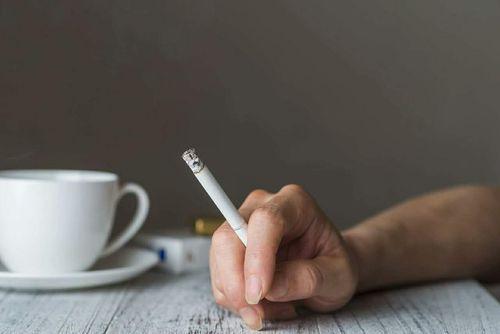 人如果一辈子不吸烟、不喝酒，会不会活得更久一点？看完涨知识了