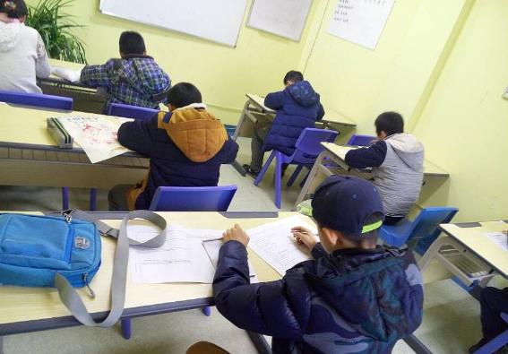 学生临近开学，家长却要“破产”？一张42万元的开学清单引发热议