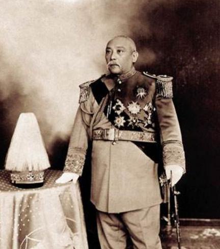 从冯国璋到冯巩，一个家族的百年史：不屈服命运才是活着的意义