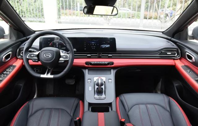 影豹接近破万、凡尔赛站稳脚跟，11月新车销量追踪——轿车篇