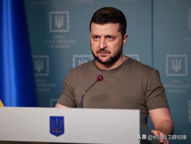 马里乌波尔血战接近尾声，俄军巨炮加入战场，乌军放下武器投降