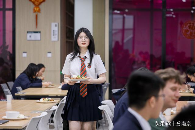 有没有行走学校(行走的学校)(图22)