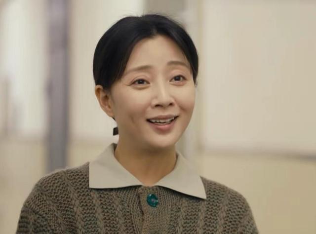 《人世间》女星状态大不同！殷桃零瑕疵，宋佳显老，靳东初恋惊艳