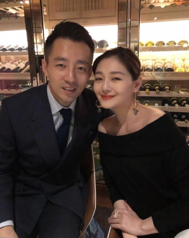 大S闪电再婚，为何嫁给53岁的具俊晔？背后的原因不简单