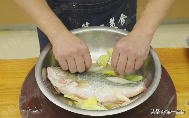 明日大年初九“天日”，无论贫穷还是富贵，4种传统美食记得吃