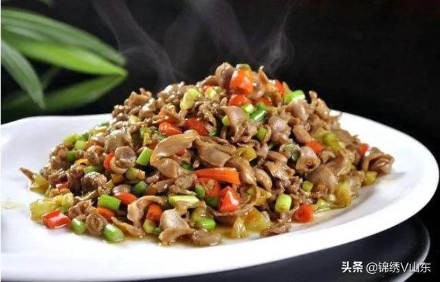冲击式制砂机有底筛吗