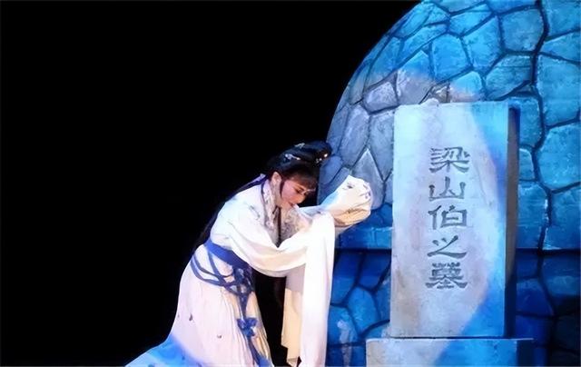 1997年，浙江千年古庙挖出梁山伯墓葬，墓志铭清晰可见