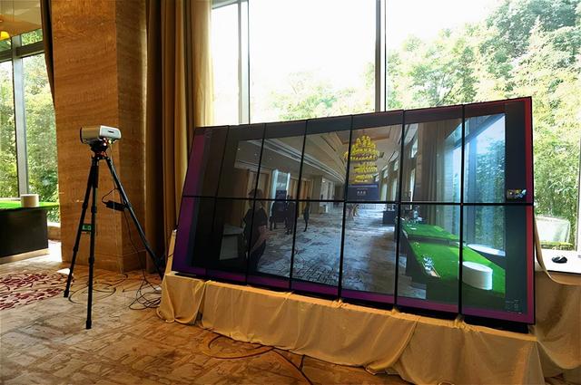 南京大学电子科学与工程学院马展